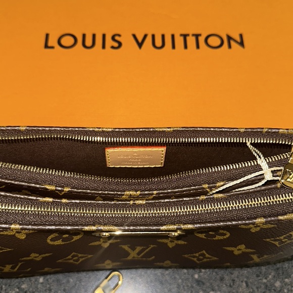 Liv Pochette M83008 *same-day shipping* - Picture 6 of 6